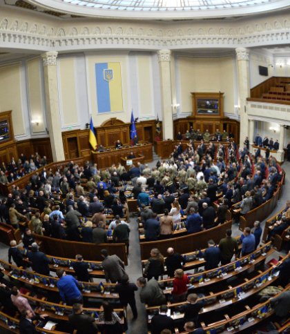 Верховна рада закрила декларації про доходи ще на рік. Як голосували нардепи від Львівщини