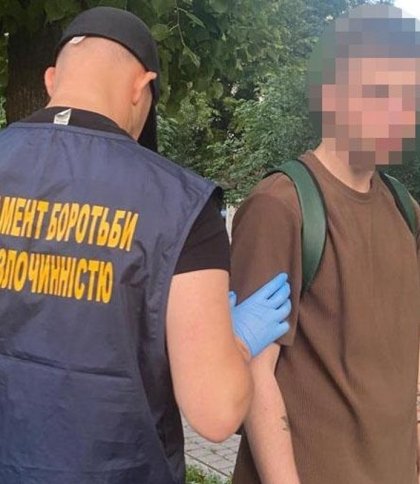 У Львові затримали наркозбувача "амфетаміну"