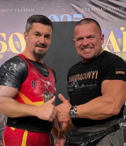 Ієромонах Макарій Дутка з Львівщини за день встановив два рекорди з паверліфтингу
