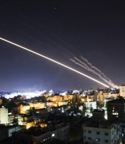 «Залізний купол» збила 60 ракет: по Ізраїлю випустили майже 300 ракет (відео)