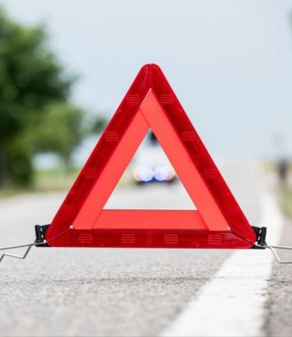 Внаслідок зіткнення Tesla та Volkswagen на Львівщині загинула жінка і троє людей потрапили у лікарню