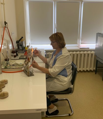 Масове отруєння у Львові: усі постраждалі у реторані Кацуріна їли десерт “Сінгапурський чізкейк”