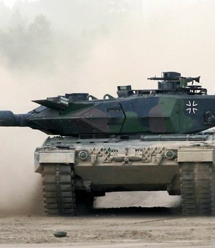 Leopard 2, ATACMS та сучасні дрони: яку військову допомогу отримає Україна та як до цього ставиться ЄС