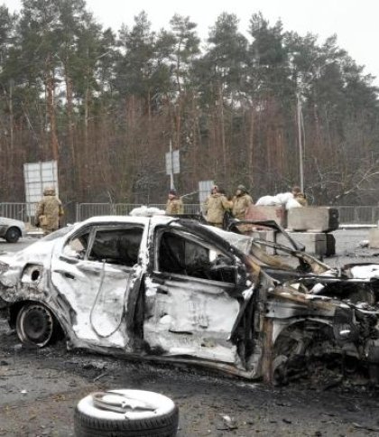 На півдні росіяни спрямували евакуаційні авто по мінах, після підриву людей розстріляли