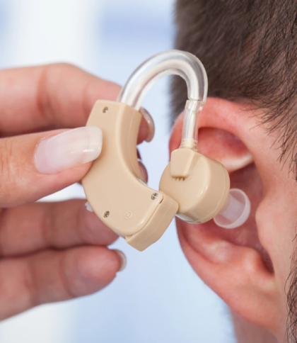 Військові та ветерани можуть отримати слухові апарати у Львівській обласній клінічній лікарні