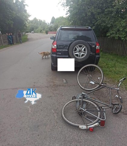 На Львівщині під колесами авто загинув велосипедист 
