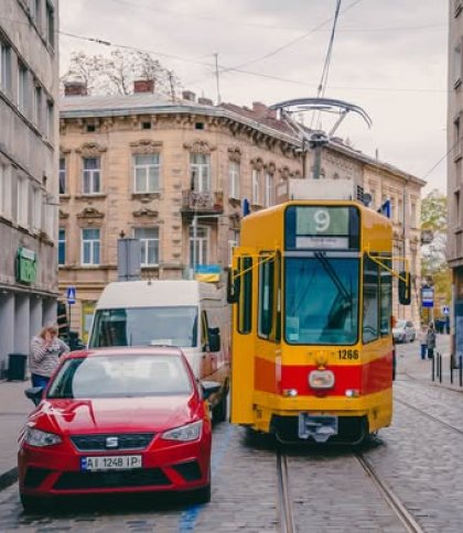 рух транспорту, паркування, Львів