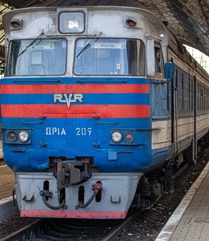 Уночі на львівському вокзалі зайнявся потяг: пасажирів евакуювали