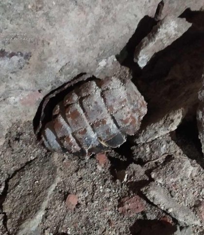 На Самбірщині, ремонтуючи підвал, місцеві знайшли бойову гранату часів ІІ Світової війни