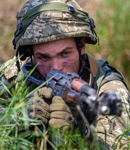 Третина українців готова чинити опір російському агресору — опитування