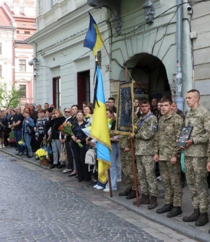 У Львові прощались із полеглими на війні захисниками