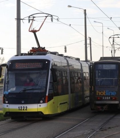 Цьогоріч у львівських трамваях та тролейбусах востаннє лунатимуть колядки