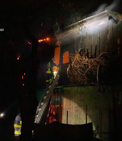В будинку на Львівщині ледь не загинуло 4 людей: про пожежу повідомив сусід