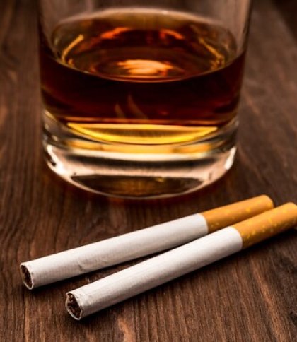 На Львівщині оштрафували продавця незаконними сигаретами та алкоголем