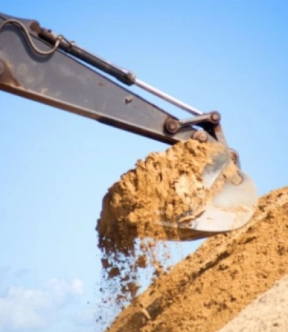 Незаконний видобуток піску: підозрюють мешканця Яворівщини