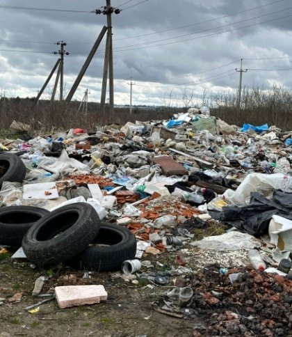 У Львові на території заповідника утворилося сміттєзвалище