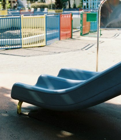 Львів’ян просять три дні не відвідувати дитячі майданчики: оброблятимуть від кліщів