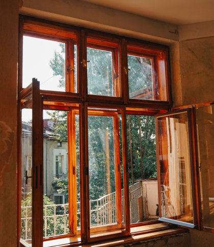 Львів’янка відновила два історичні вікна завдяки програмі співфінансування