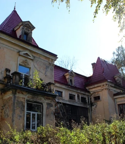 Екскерівник туберкульозної лікарні на Львівщині уник відповідальності за службове підроблення