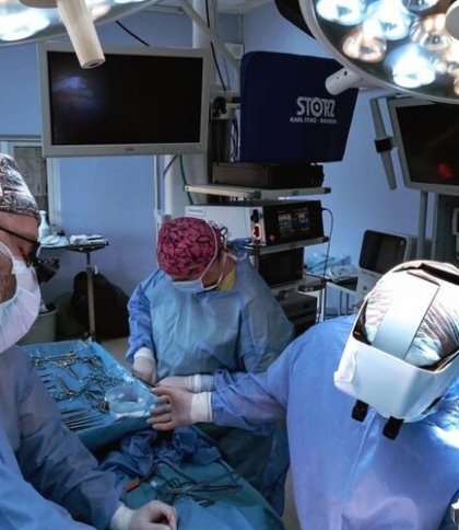 Львівські лікарі врятували 6-річну дівчинку з патологією вен