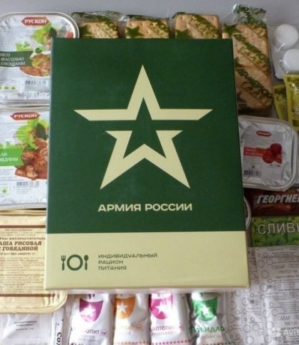 "М'яса хочеться...": російські окупанти їдять собак, поки їхні командири продають сухпайки