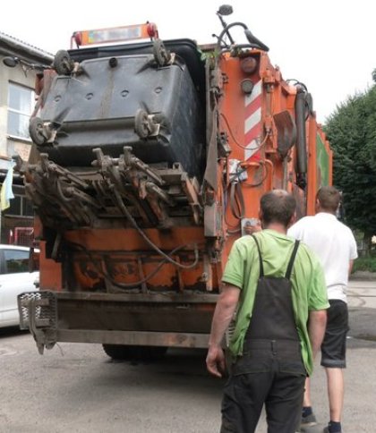 Сортування сміття за європейським зразком: в одній із громад на Львівщині тестують екологічну ініціативу