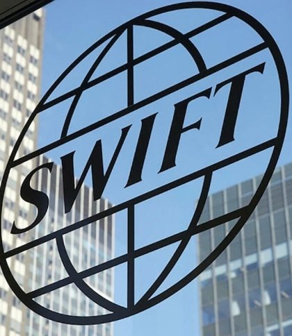 Євросоюз відключає низку банків Росії від SWIFT