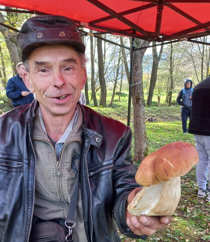 У Сколе на грибному фестивалі у номінації “Найвродливіший боровик” переміг Олесь Боровик