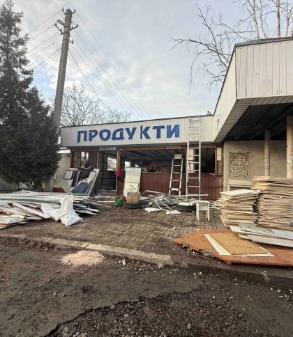 У Залізничному районі Львова почали демонтаж продуктового магазину