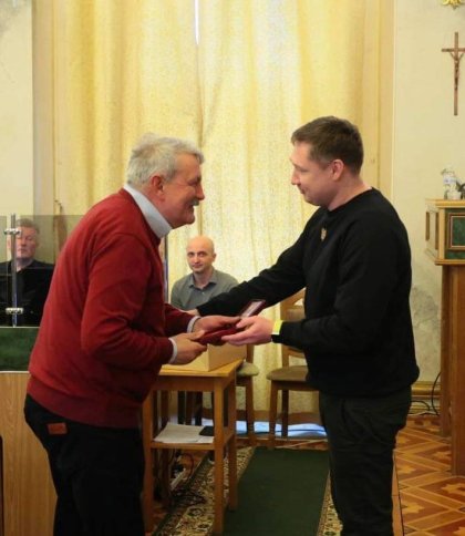 На сесії Львівської облради Козицький нагородив державними нагородами десятьох людей (фото)