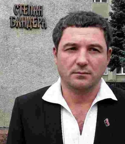 Ексмер Сколе та юристка міськради уникнули покарання у справі про 18 тисяч грн хабаря