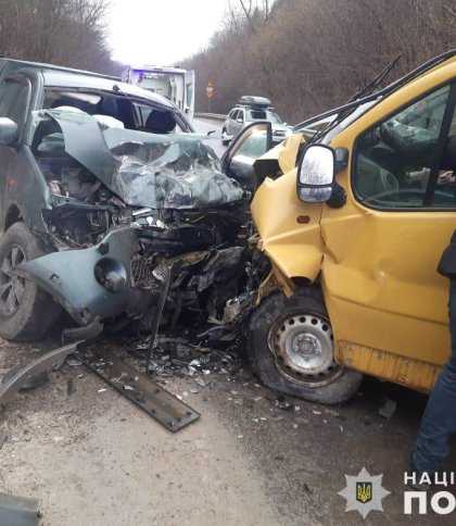 63-річний водій Opel Vivaro загинув внаслідок зіткнення з Mitsubishi на Самбірщині
