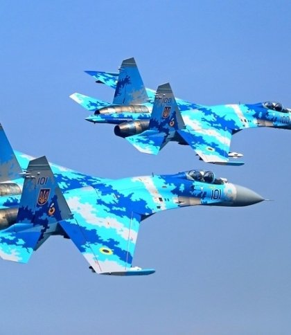 Авіація ЗСУ працює в небі над Херсоном на рівні з російською — Жданов
