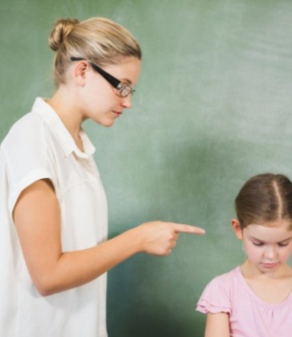 На Львівщині суд оштрафував вчительку початкових класів за публічну образу школярки