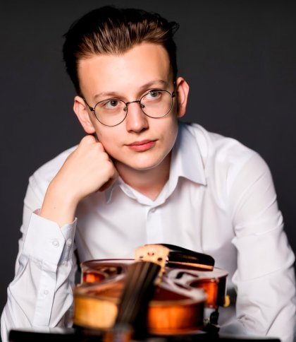 18-річний скрипаль зі Львова виграв першу премію на престижному міжнародному конкурсі в Парижі