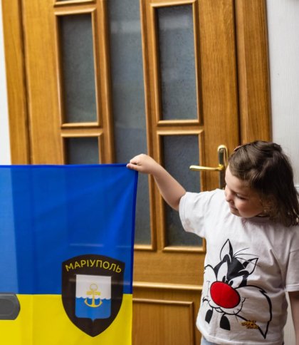 Із РФ в Україну повернули 6-річну дівчинку, батьки якої захищали Маріуполь і перебували в полоні