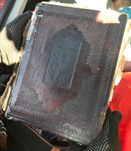 У Львові на 5 тис. грн оштрафували водійку за спробу вивезти старовинний псалтир