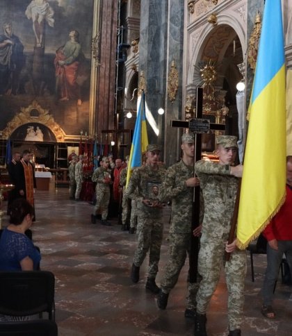 У Львові попрощалися з двома військовими, які полягли за Україну