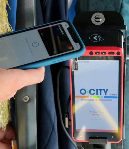 На Львівщині 15 пасажирам виплатять бонуси за оплату проїзду карткою