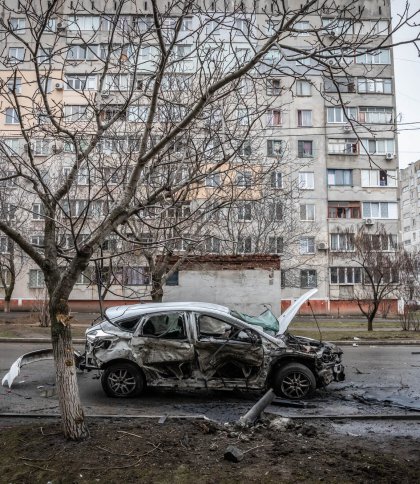 росіяни поширюють фейк про знесення вцілілих будинків у Маріуполі, щоб змусити містян повернутися