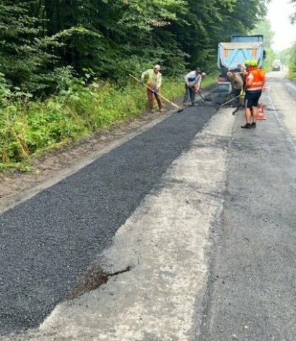На Львівщині завершують ямковий ремонт дороги Давидів-Товщів-Бібрка