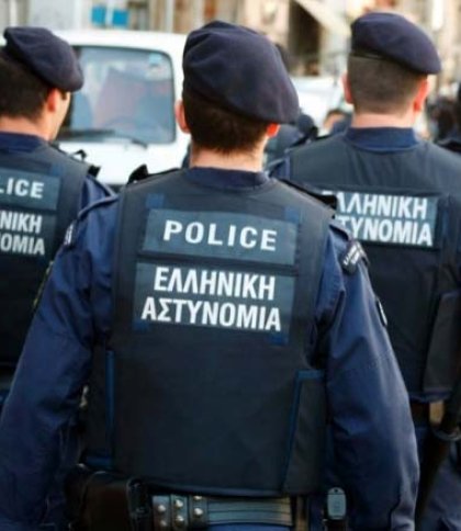 У Греції затримали підозрюваного у розкраданні 43 млн грн Міноборони