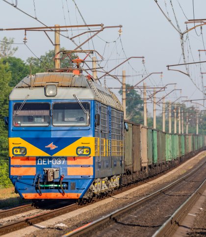 «Укрзалізниця» тимчасово змінить маршрути деяких поїздів до Карпат