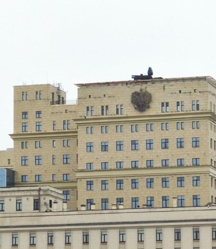 «Геніальне» рішення: у Москві ППО встановлюють на дахи будівель