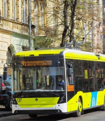 Через повітряну тривогу у Львові змінили рух громадського транспорту