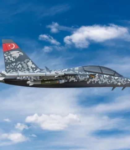 Туреччина успішно випробувала новий штурмовий літак Hürjet (відео)