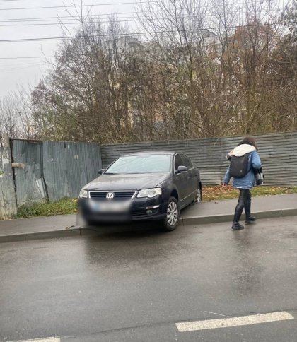 У Львові чоловік 29-річної водійки Volkswagen намагався взяти на себе провину за пʼяну ДТП