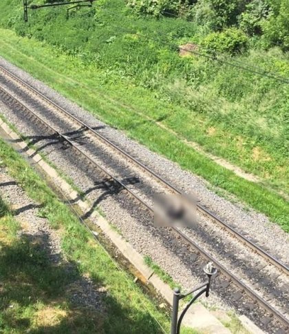 Поліція встановлює особу збитого на смерть потягом чоловіка у Львові