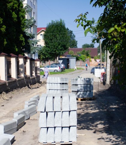 У Бродах розпочали капітальний ремонт однієї з головних вулиць міста