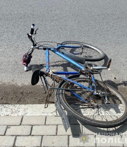 У ДТП біля Львова на 65-річного велосипедиста наїхав мікроавтобус